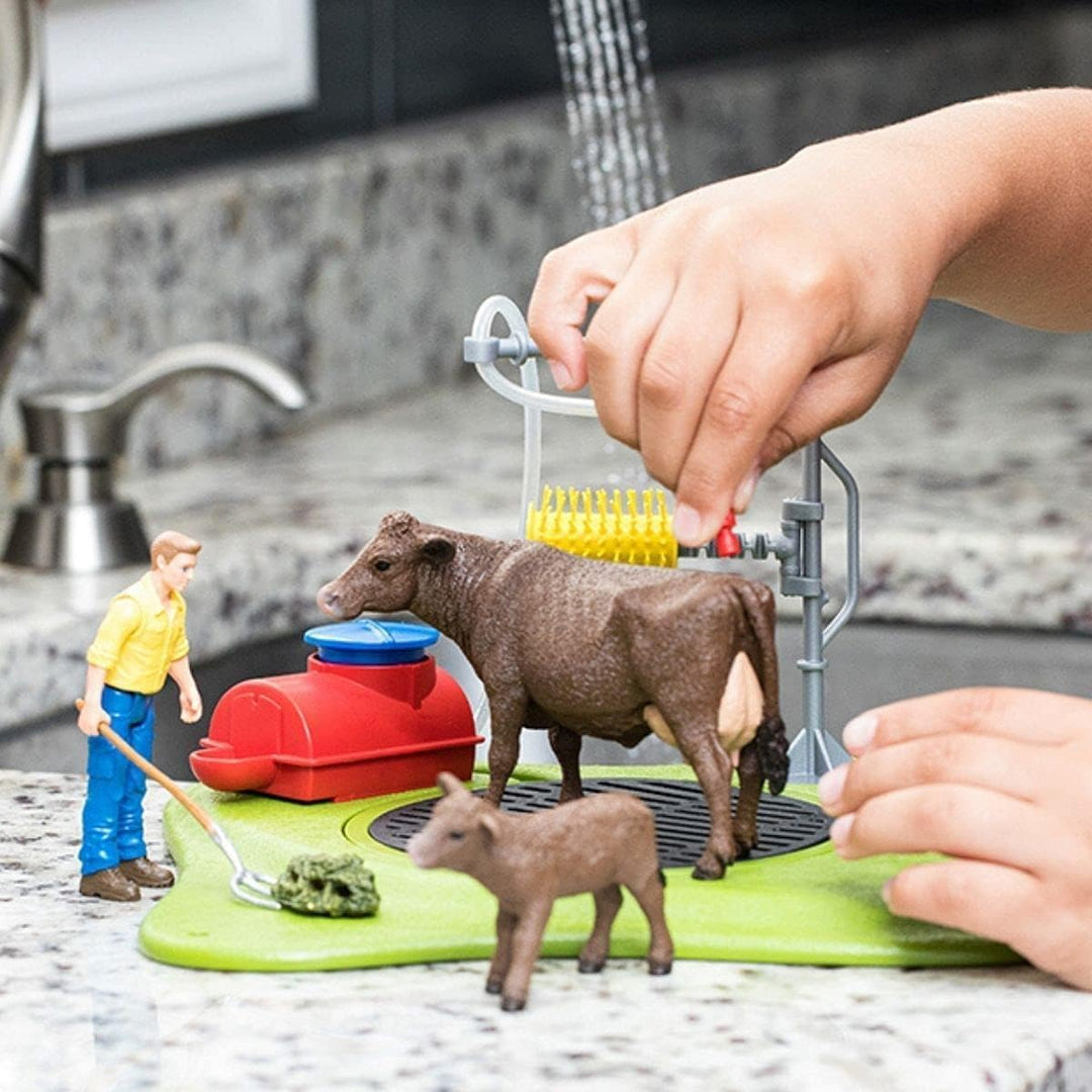 SCHLEICH 42529 Kuh Waschstation, für Kinder ab 3+ Jahren, Farm World - Spielset neue Verpackung, neu