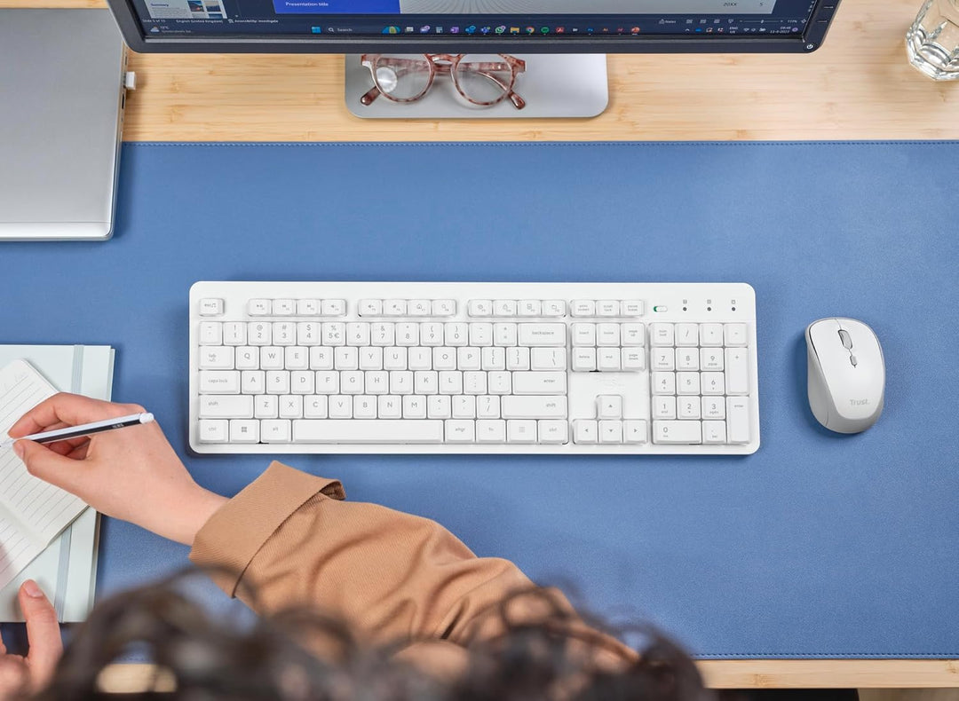 Trust ODY II Leise Tastatur Maus Set Kabellos Deutsches QWERTZ Layout, Flachen Tasten, Beidhändig Fu