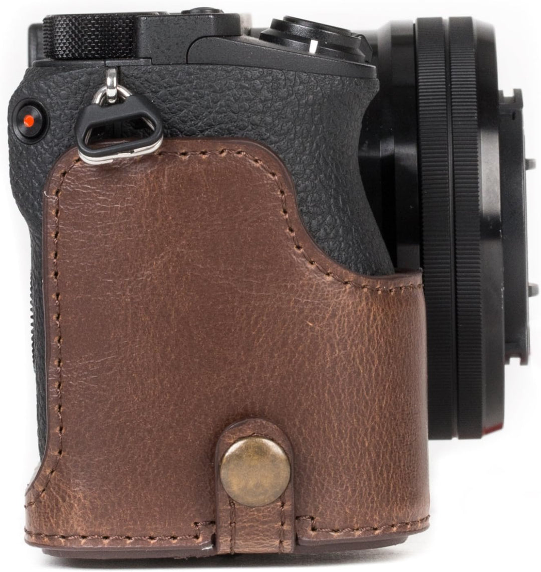 MegaGear Sony Alpha A6500 (16-50 mm) Ever Ready Leder Kamera-Case mit Trageriemen und Batteriezugang