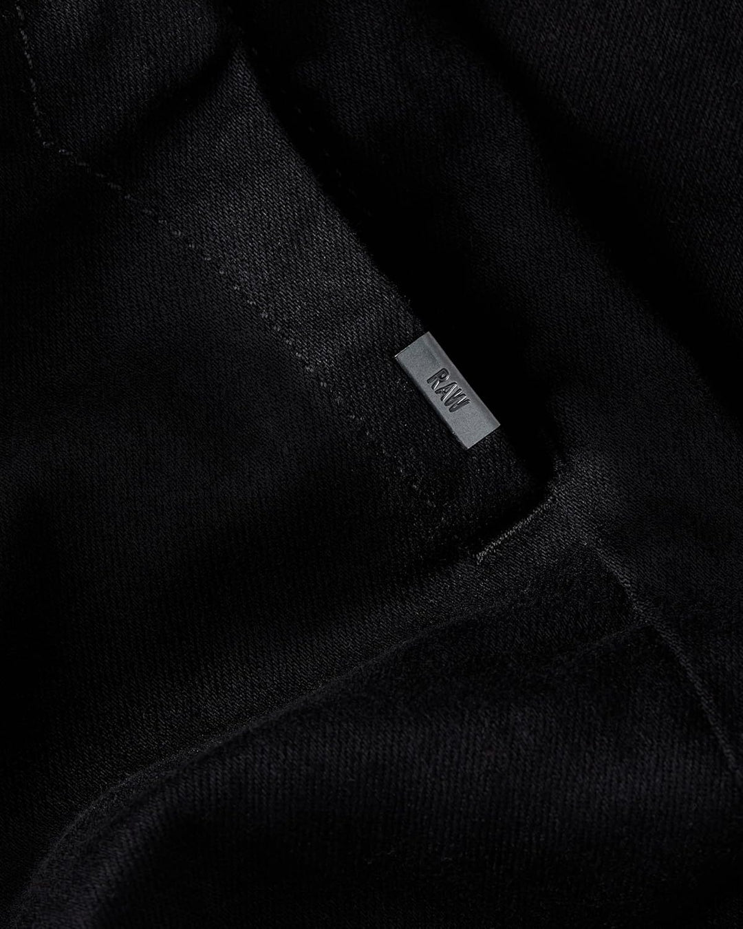 G-STAR RAW Herren D-Staq 3D Slim Jeans 26W / 30L Schwarz (Pitch Black D05385-b964-a810), 26W / 30L S