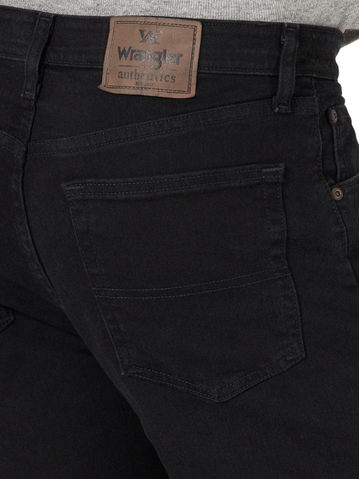 Wrangler Authentics Herren Big & Tall Classic Comfort-Waist Jeans 29W / 30L Schwarz, 29W / 30L Schwa