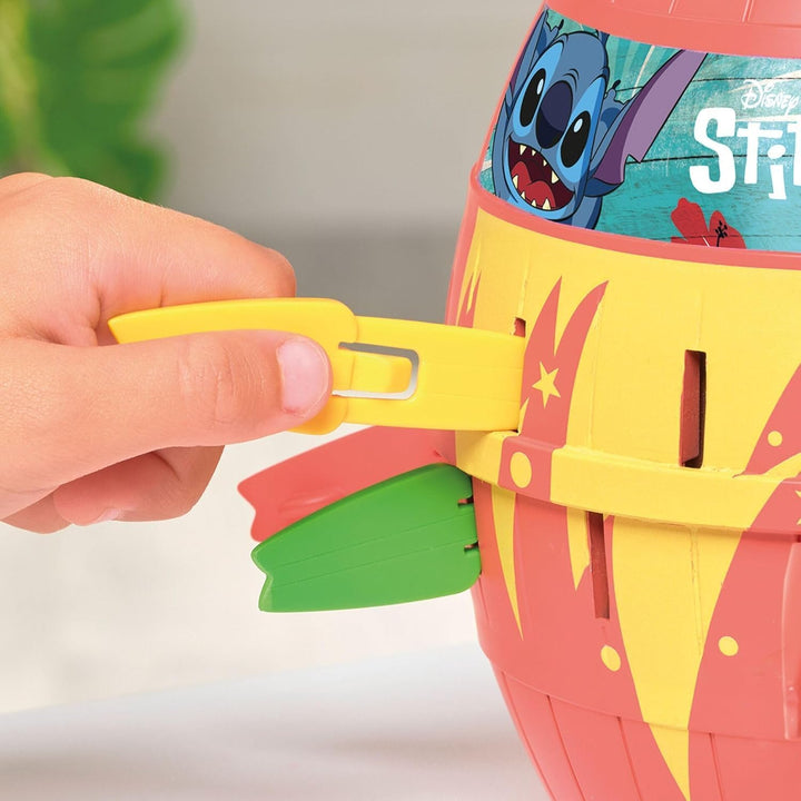 TOMY Disney Pop Up Stitch Aktionsspiel, Lustiges Familien und Kinderspiel, Geschicklichkeitsspiel ge