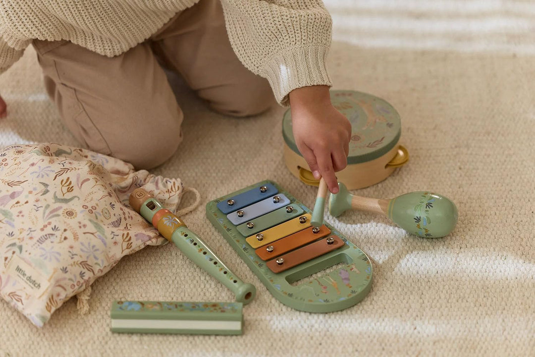 Little Dutch Kinder Musikinstrumente Set - Holz Instrumente Musik Set - mit Tamburin, Xylophon, Rass
