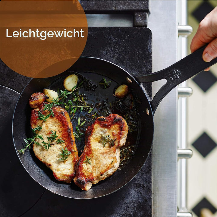 BK Black Steel Vorgewürzte 20cm Bratpfanne aus Kohlenstoffstahl, Geeignet für Induktion, Backofen un