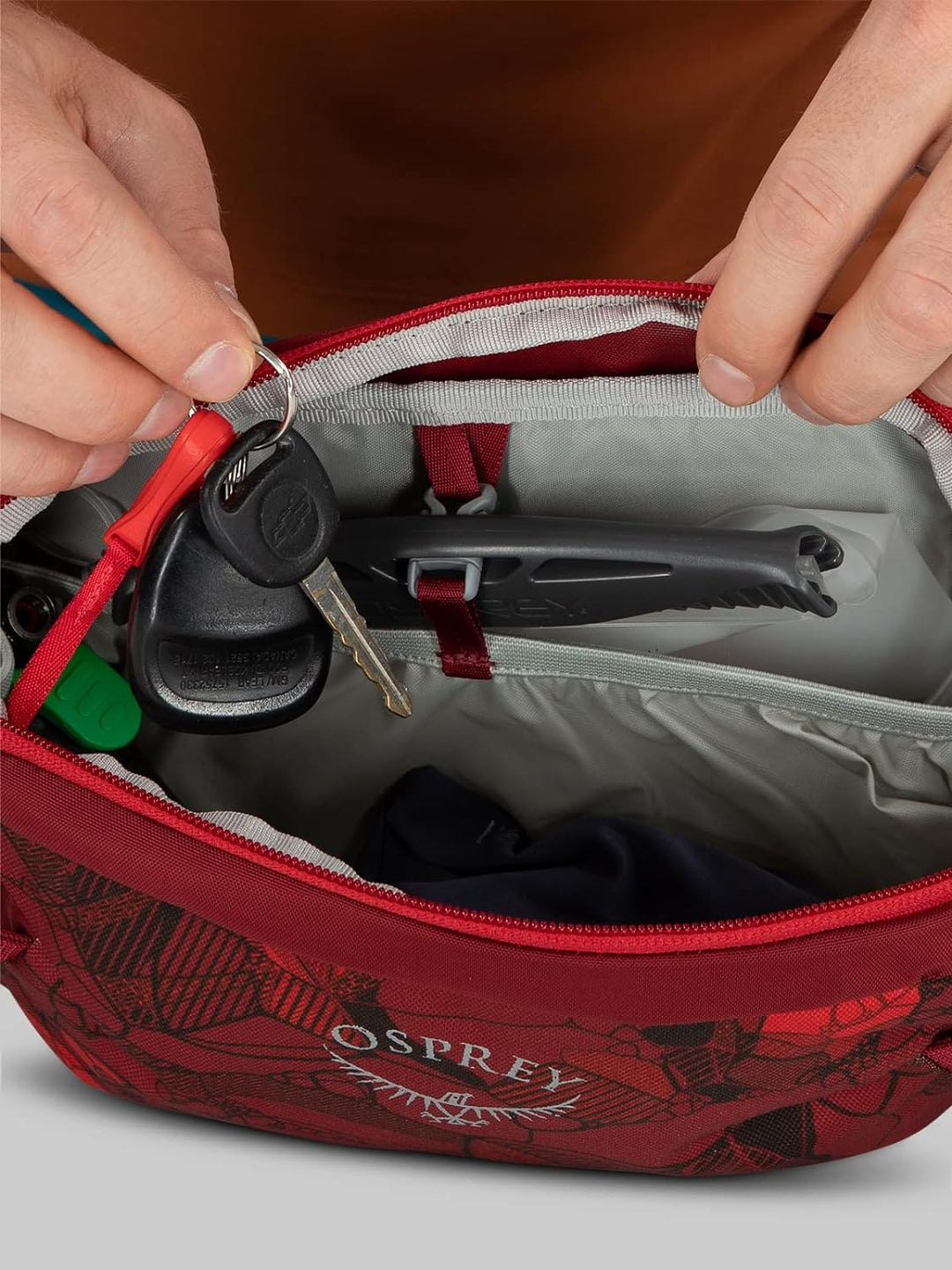 Osprey Seral 4 Multisport-Rucksack, unisex Claret Red, Claret Red