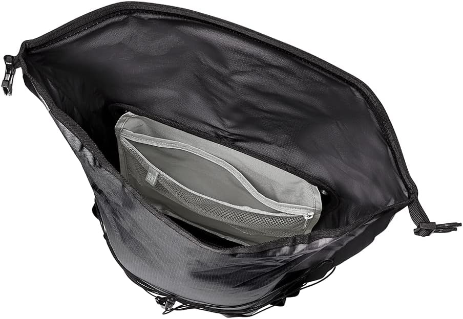 VAUDE Hinterradtaschen Aqua Back Light, Ultraleichte Hinterradtasche zum Radfahren, Black, one Size,