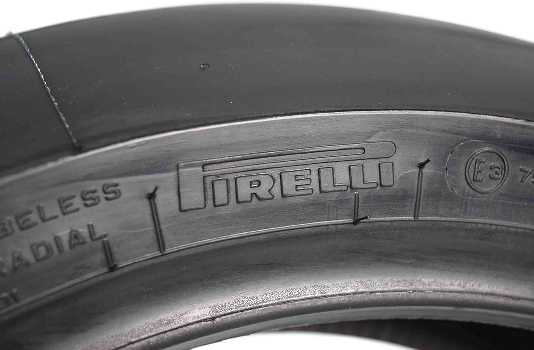 180/55ZR17M/C (73W) TL TL 73 W