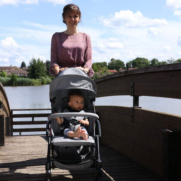 Nania, ultrakompakter Kinderwagen, Babyjet (0 bis 15 kg), für die Mitnahme im Flugzeug zugelassen, l