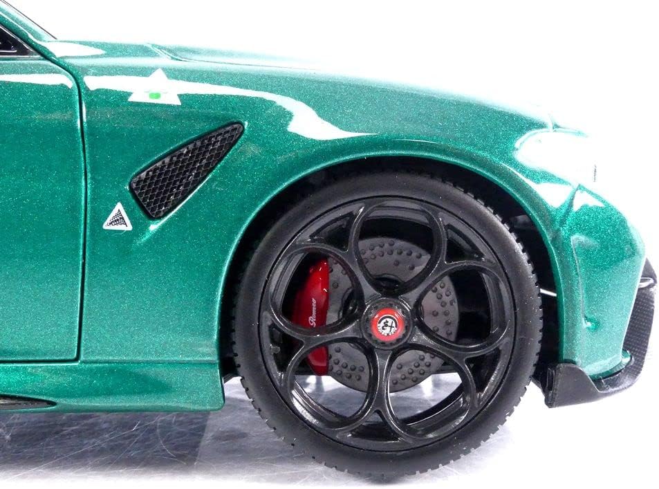 Bburago - Verde Montreal 11048GR Collectible Miniature Car