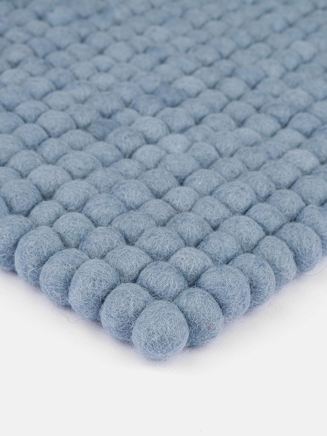 myfelt Filzkugel-Sitzauflage Stuhlauflage - Mia - quadratisch, 36x36 cm, Hellblau, Hellblau