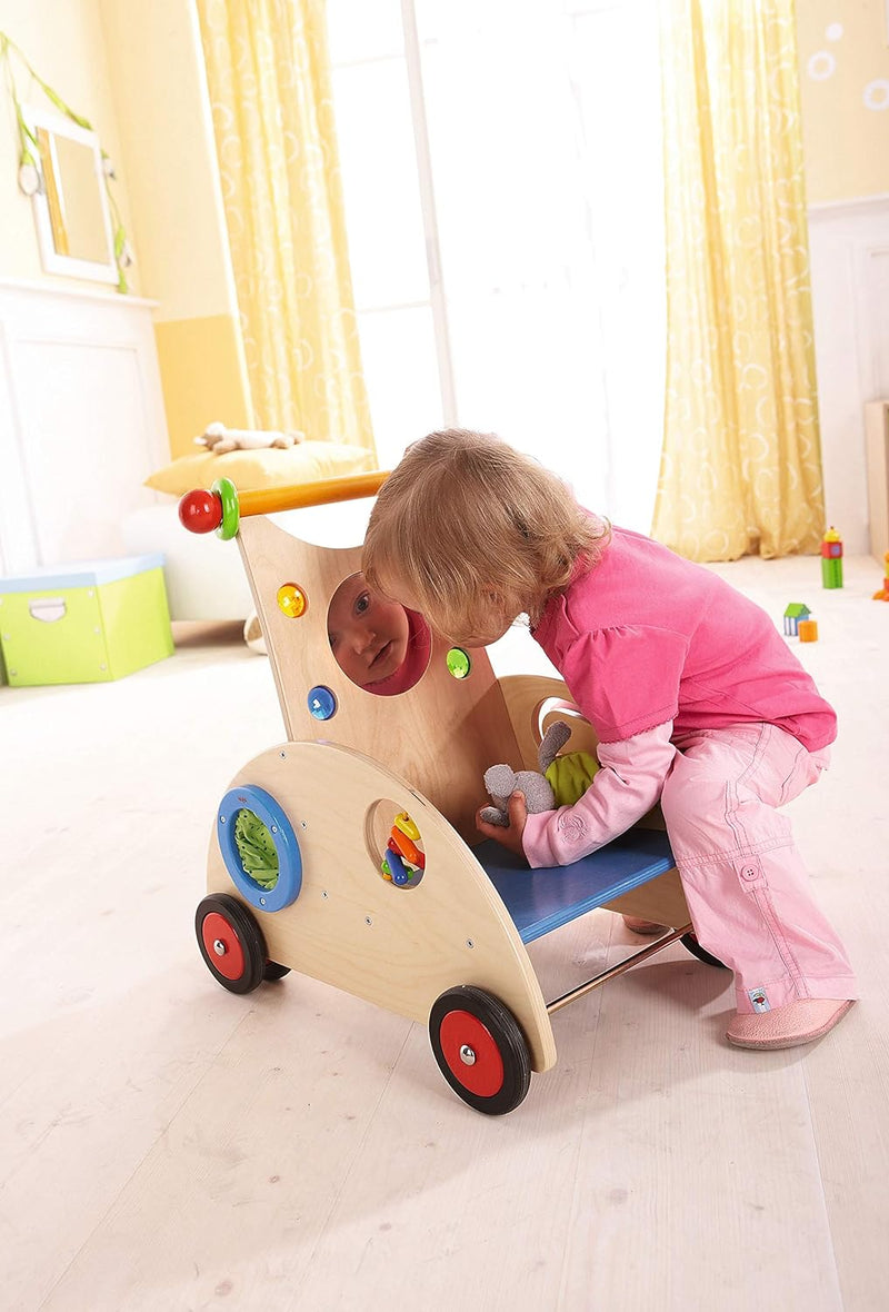 HABA 902 - Entdeckerwagen, stabiler Lauflernwagen aus Holz mit Stoffmaus, Mausversteck und vielen Sp