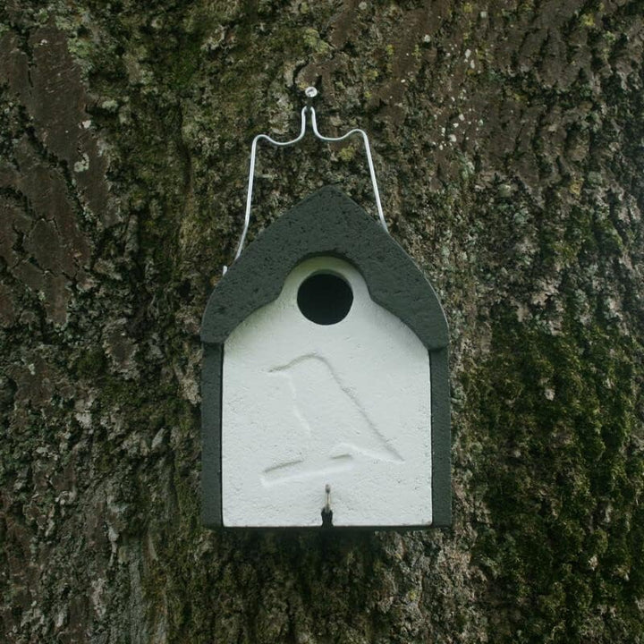 Nistkasten aus Holzbeton für Stare, Gartenrotschwänze, Spechte
