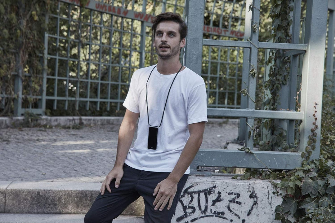 Jalouza iPhone 14 Plus Hülle + Kordel Pro Gold + Kette Anker Gold iPhone 14 Plus Ankerkette gold, iP