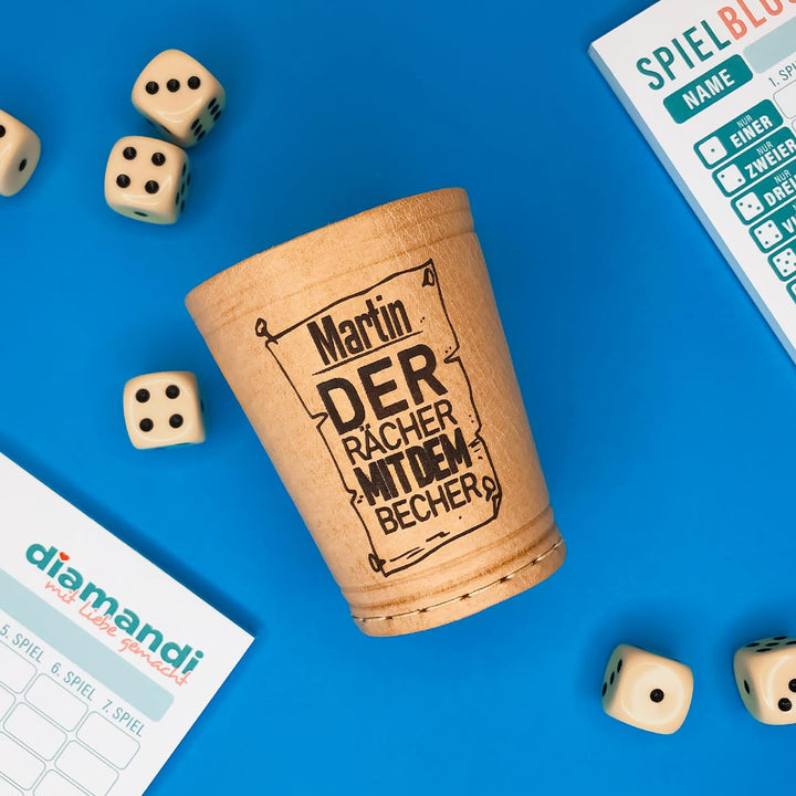 Diamandi Leder Würfelbecher mit Gravur und 6 Würfeln - Personalisiert mit Name + div. Motive zur Aus