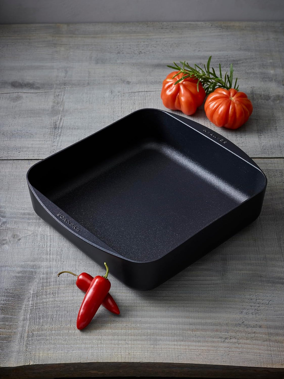 SCANPAN TechnIQ Quadratischer Bräter 28x28 cm | Multifunktionale Auflaufform mit hohen Wänden | Für