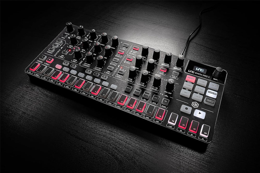 IK Multimedia UNO Synth PRO X, Paraphonic dual-filter analog synthesizer with paraphonic sequencer,