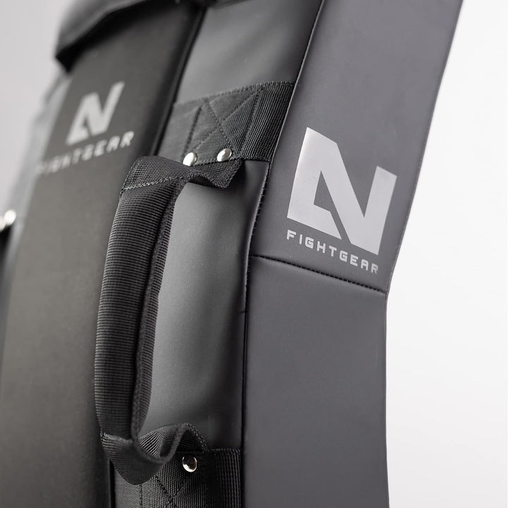 LNX Schlagpolster Pratze Ultimatte gebogen - Mattschwarz Ultimatte Black XL Stosskissen Pratze für K