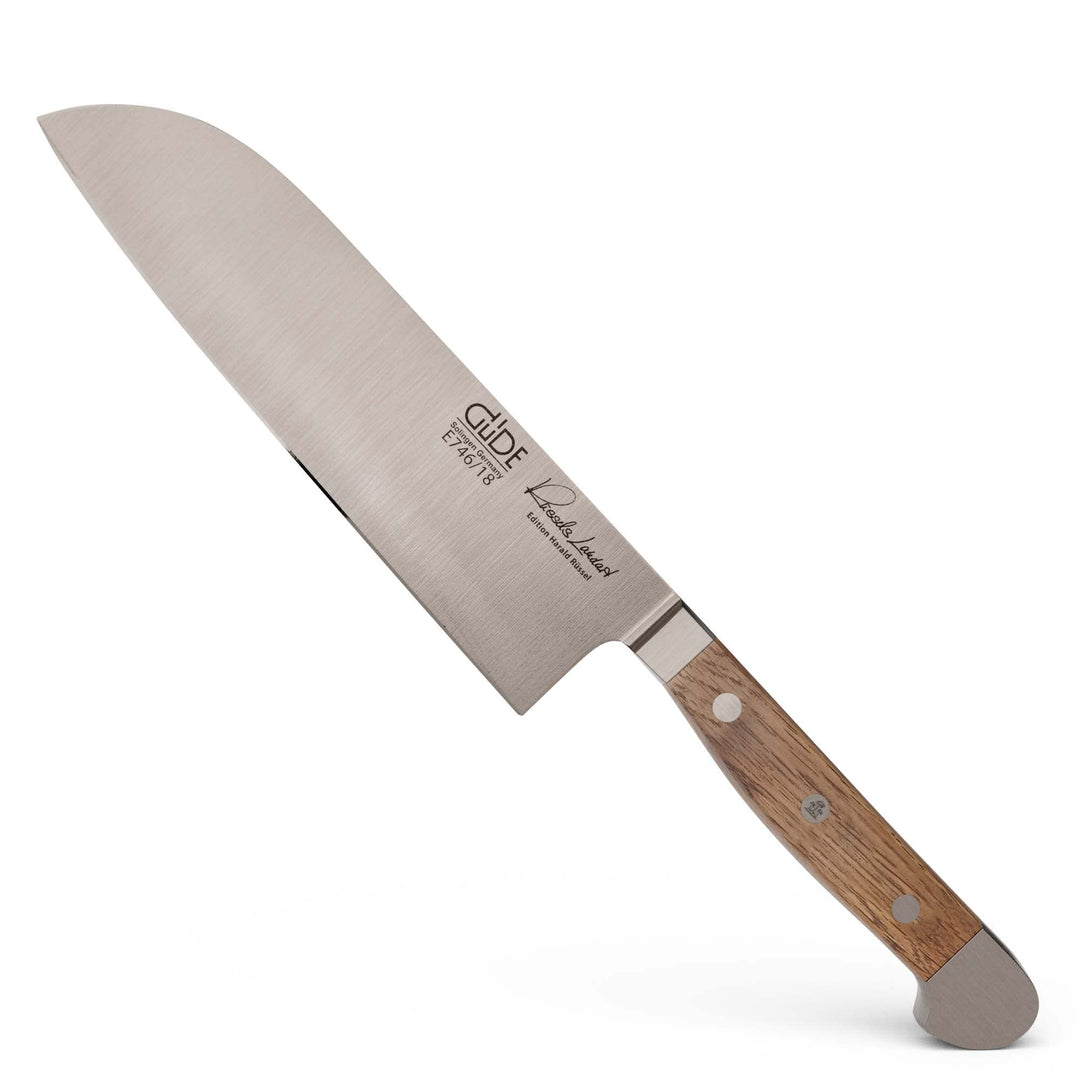 GÜDE Solingen - Santoku Messer geschmiedet, 18 cm, Fasseichenholz, ALPHA FASSEICHE, Doppelkropf, Han