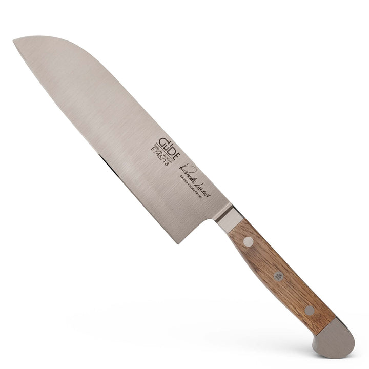 GÜDE Solingen - Santoku Messer geschmiedet, 18 cm, Fasseichenholz, ALPHA FASSEICHE, Doppelkropf, Han