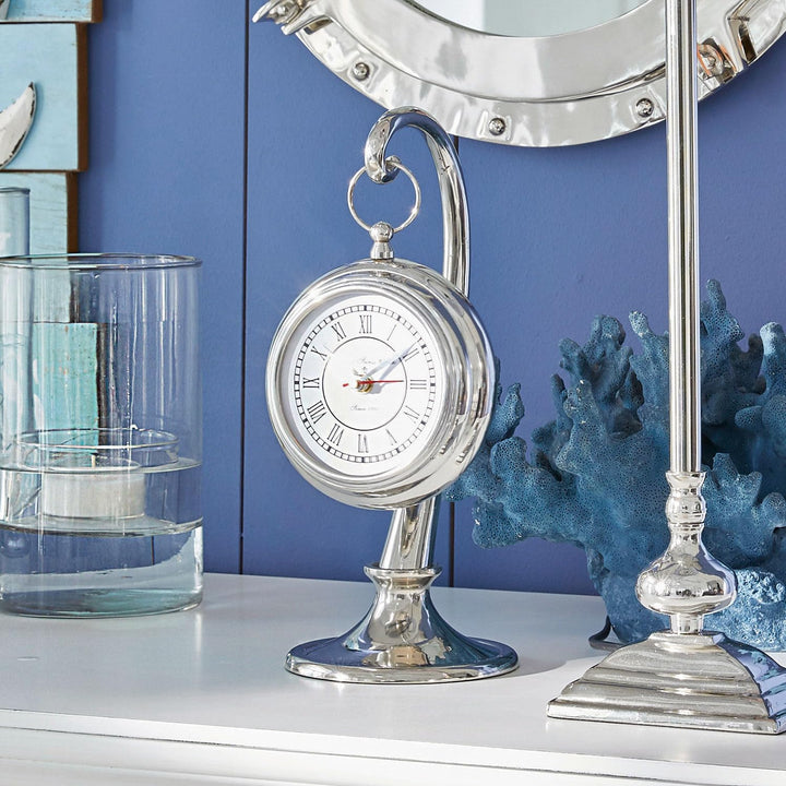 Loberon Uhr Barbe, authentische Nostalgie, dekorativer Zeitmesser, Elegantes Design, Wohn-Accessoire