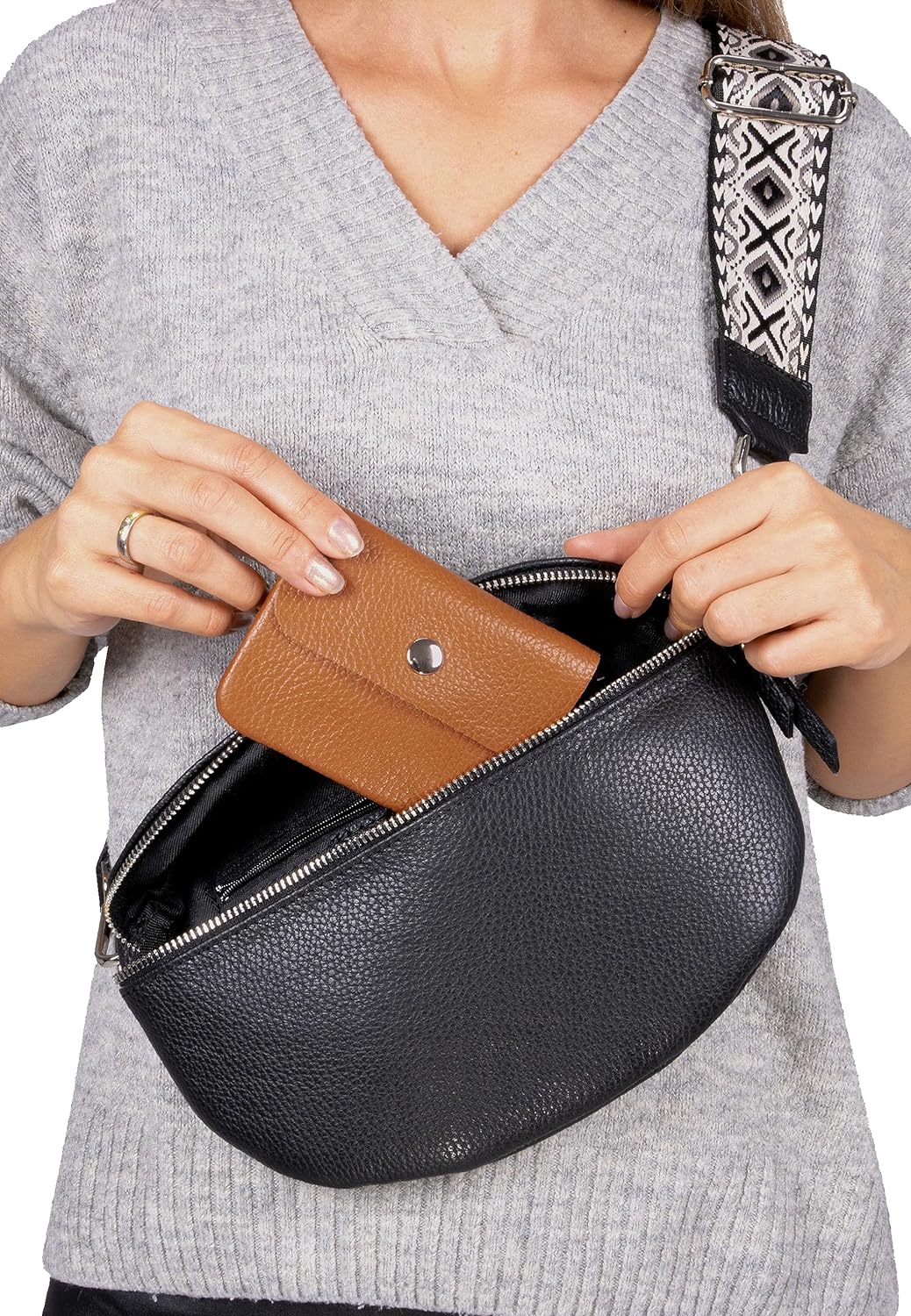 Damen Geldbörse minimalistisch, klassischer Geldbeutel aus genarbten, echten Leder - Mia (Cognac), C