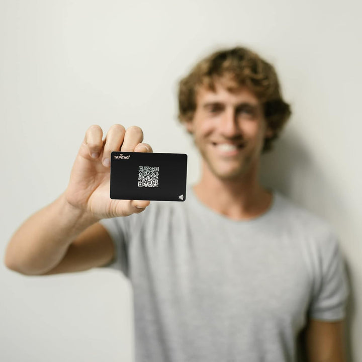 TAPiTAG Digitale Visitenkarte Metall NFC Tag + QR (schwarz), Schwarz