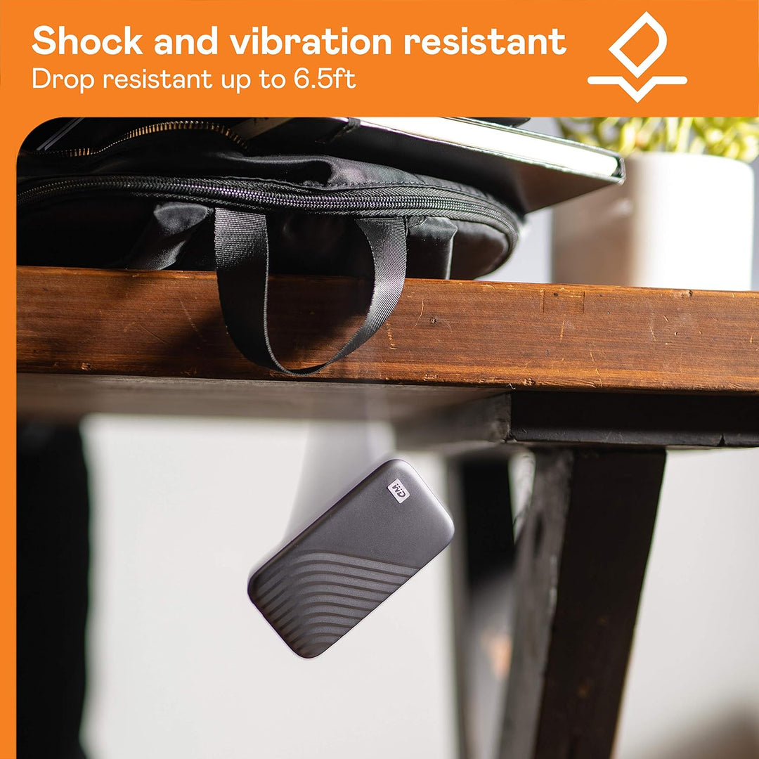 WD My Passport SSD 2 TB mobiler SSD Speicher (NVMe-Technologie, USB-C und USB 3.2 Gen-2 kompatibel,