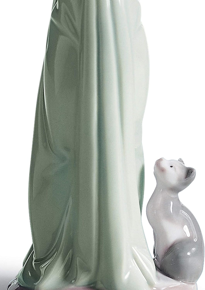 LLADRÓ Mädchen-Figur Vergiss Mich Nicht. Mädchen. Porzellan.