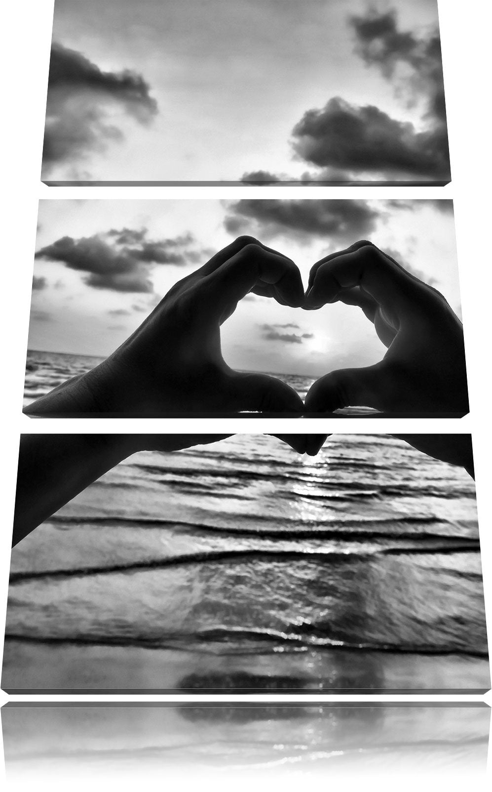 Pixxprint Händen geformtes Herz am Meer als Leinwandbild/Grösse: 3 Teilig (120x80) cm/Wandbild/Kunst