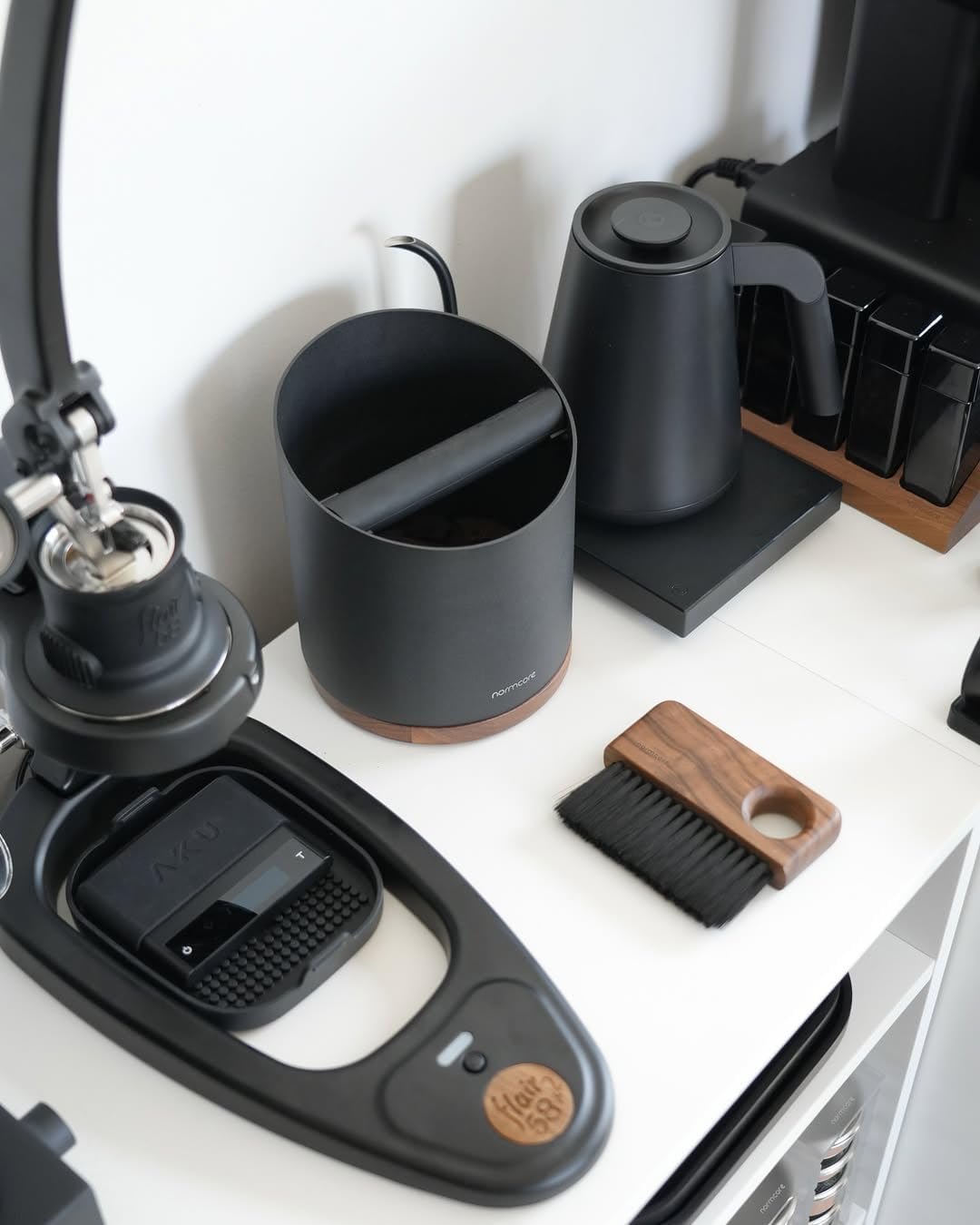 Normcore Espresso-Klopfbox, robuste Klopfbox für Kaffeesatz, abnehmbare Stange und rutschfester Bode