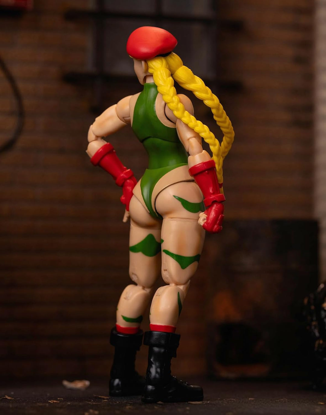Jada Toys Street Fighter Cammy (15 cm) - Bewegliche Actionfigur mit alternativem Kopf &amp; Händen - Sa