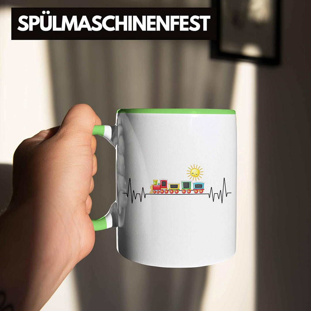 Trendation - Zug Züge Herzschlag Tasse Geschenk für Eisenbahner Zugführer Hobby Geschenkidee (Grün),