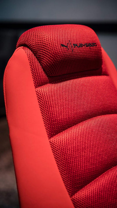PLAYSEAT Puma Gaming Chair | ActiFit Material | MotionForce Stand für Optimalen Halt | Mehrere Tasch