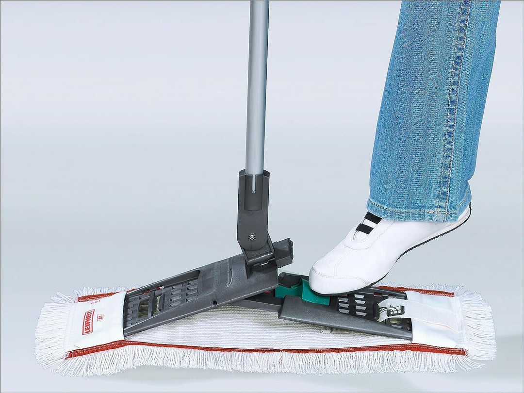 Leifheit Professional Flachwisch-System mit 360°-Gelenk, Bodenwischer mit patentierter Fusstaste für