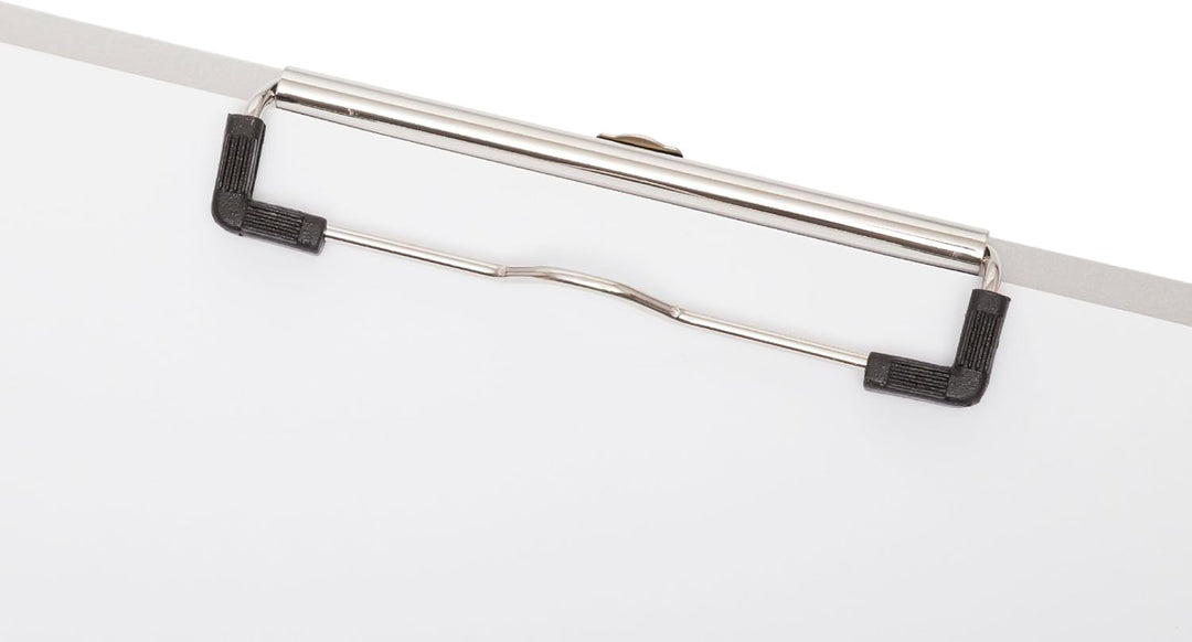 MAUL Klemmbrett A4 | Stabiles Klemmbrett aus Aluminium | Inkl. Magnetband an Rückseite zum Aufhängen