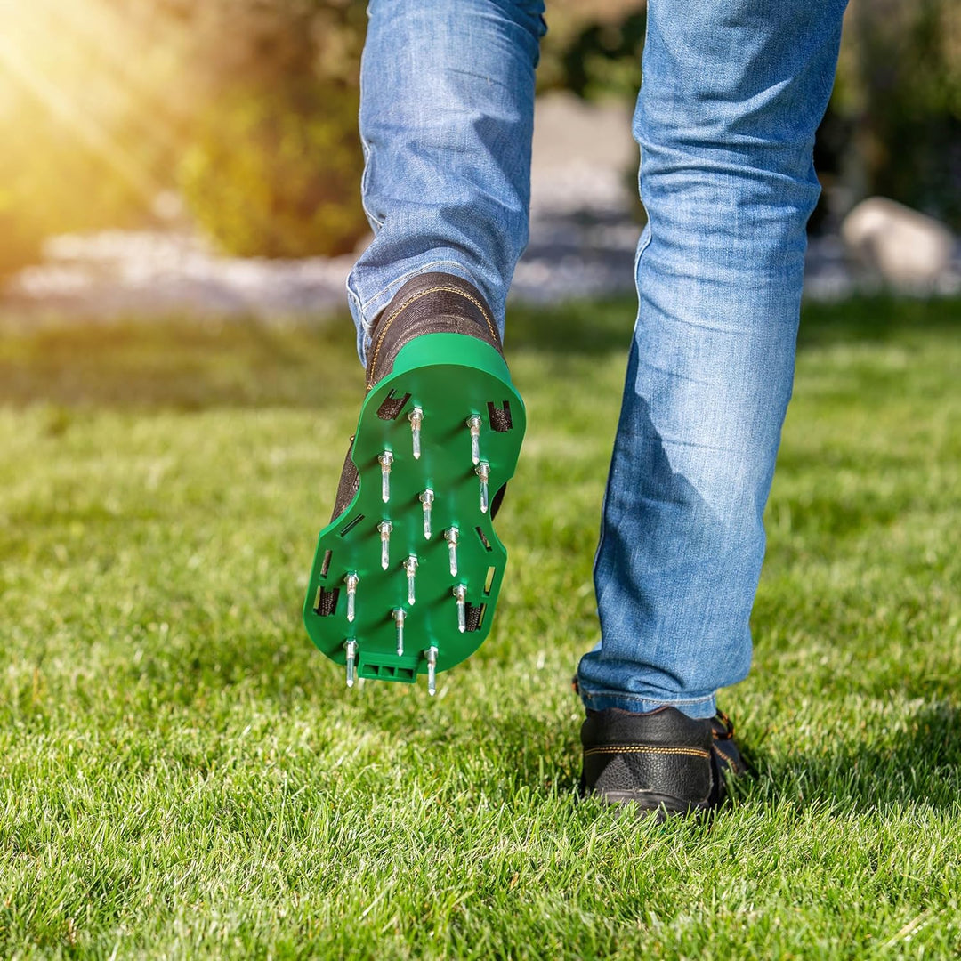 KADAX Rasenlüfterschuhe, Nagelschuhe mit 13cm Nagel, Vertikutierer aus hochqualitativen Materialien,