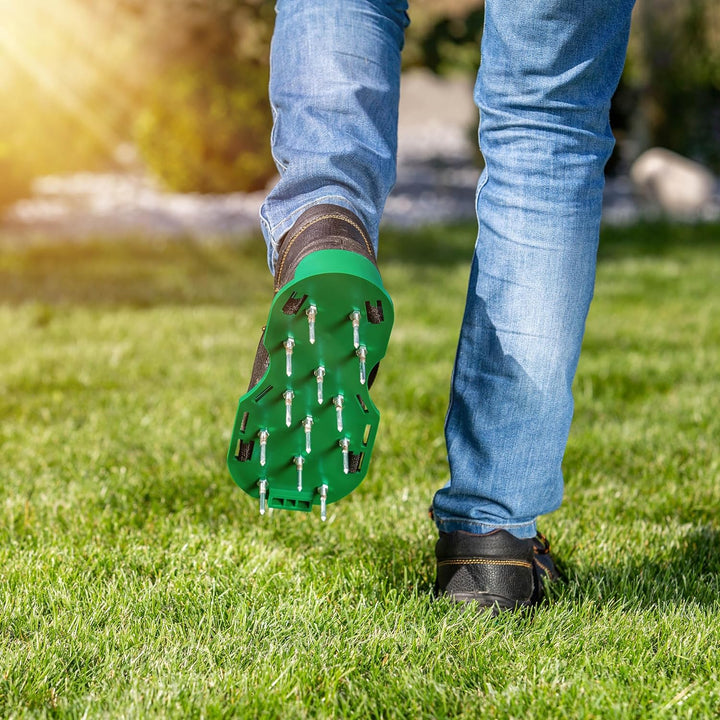 KADAX Rasenlüfterschuhe, Nagelschuhe mit 13cm Nagel, Vertikutierer aus hochqualitativen Materialien,