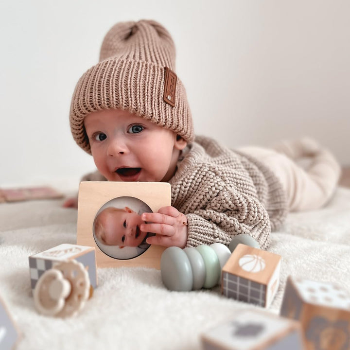 mamabrum Montessori Holz-Spielzeug-Set: 6 Lernspielzeuge für Babys ab 6 Monaten - Fördert Motorik &