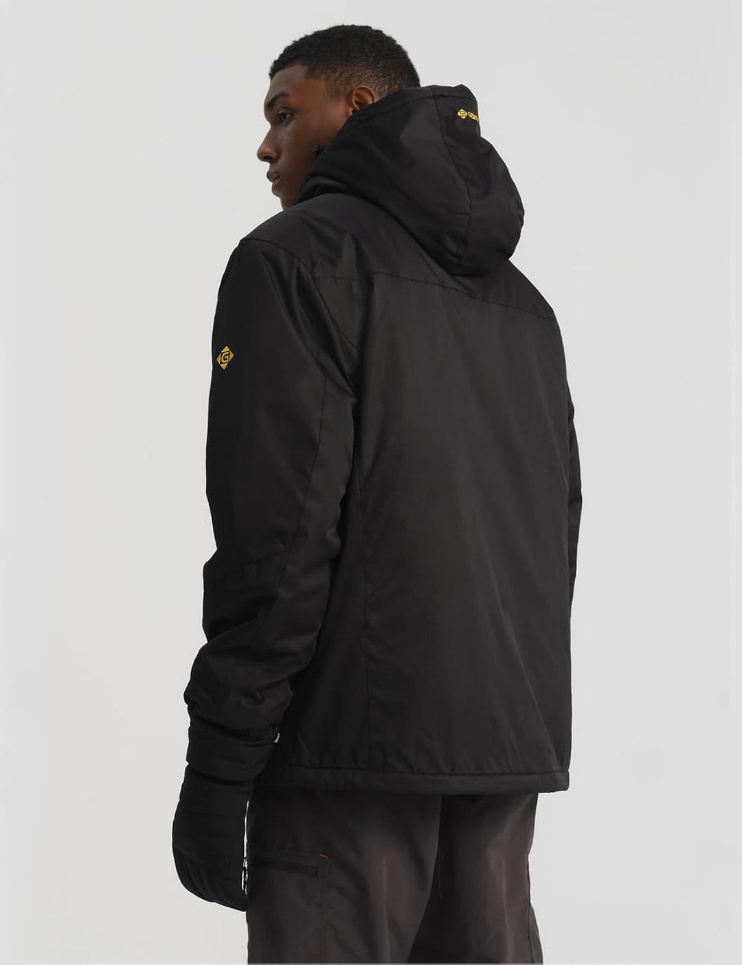 GEMYSE Herren Wasserdichte Berg-Skijacke Winddichte Fleece Outdoor-Winterjacke mit Kapuze S Schwarz,