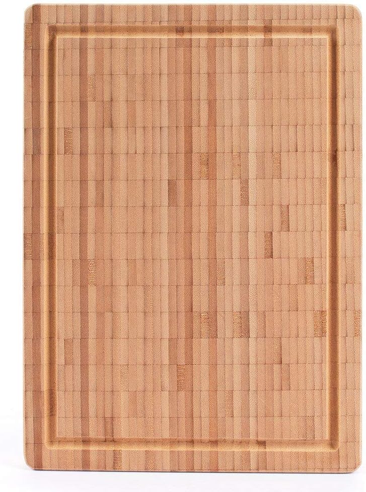 ZWILLING Schneidbrett aus massiven Bambusholz mit Saftrille, beidseitig nutzbar, mittel, 36 x 26 cm