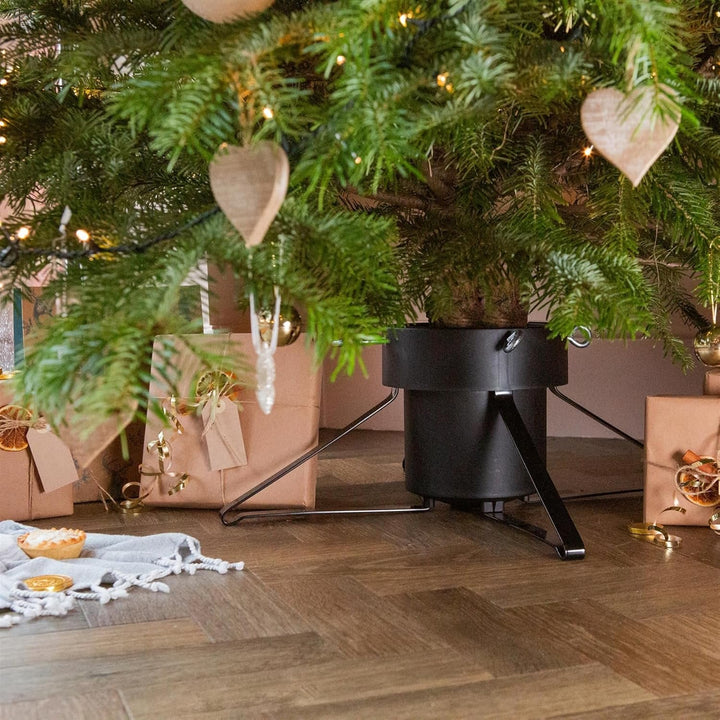 Harbour Housewares Klassischer Weihnachtsbaumständer - Schwarz