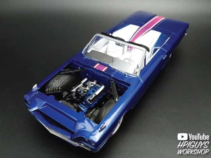 AMT AMT1328/12 1/25 1966er Ford Thunderbird Hardtop Modellbausatz, Mehrfarbig