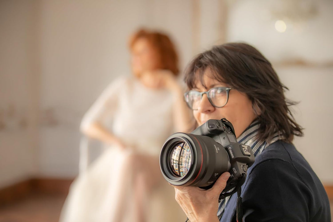 Canon Objektiv RF 85mm F1.2L USM Portraitobjektiv Lens für EOS R (Festbrennweite, 82mm Filtergewinde