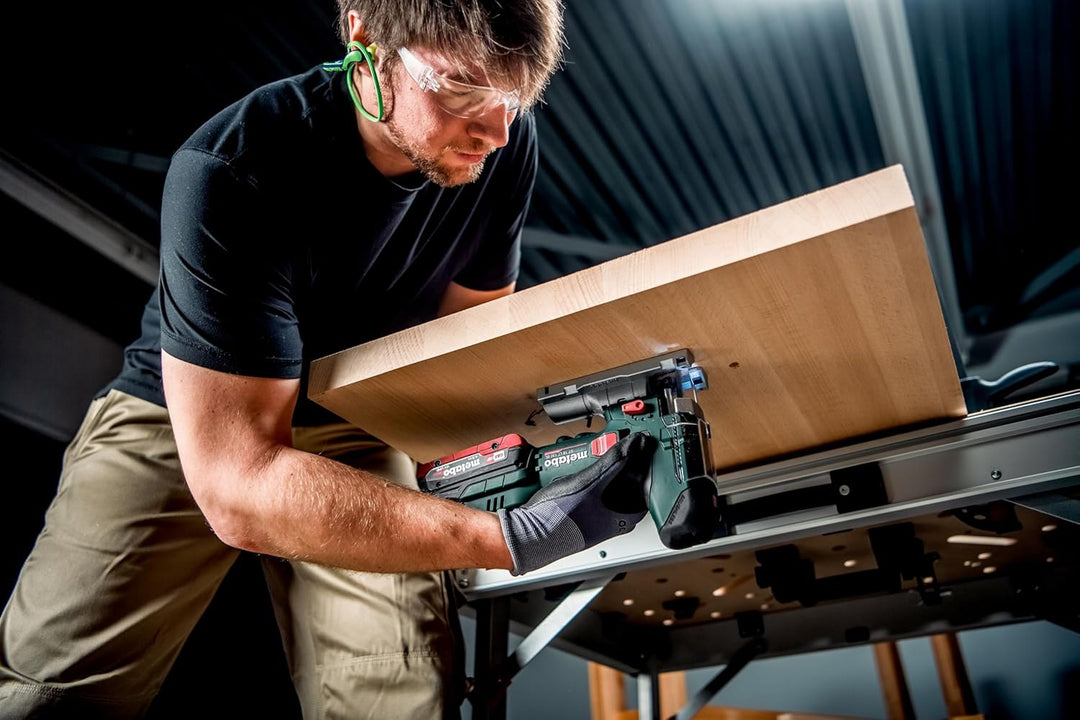 metabo Akku-Stichsäge ST 18 LT 130 BL - 18 V, 130 mm Schnitttiefe - Pendelhub, LED-Licht, werkzeuglo