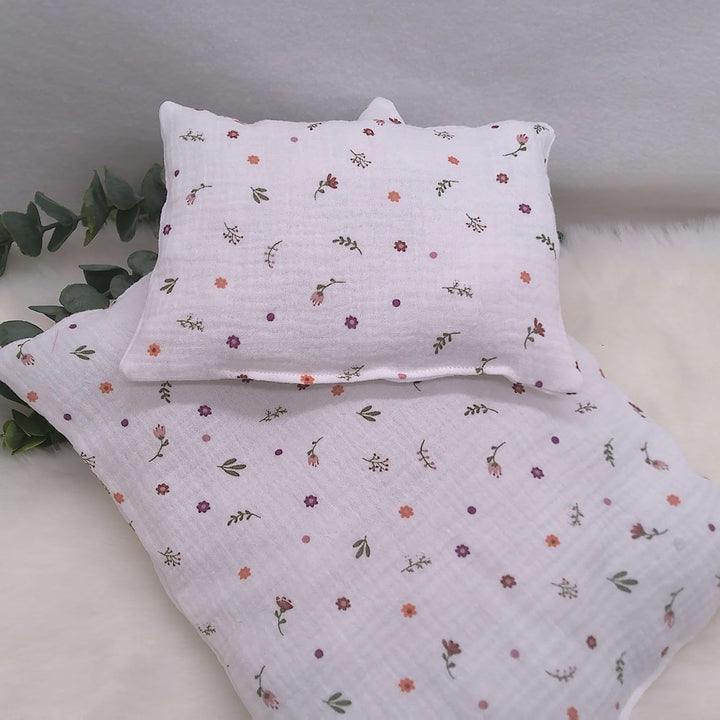 Puppenbettwäsche, Musselin 2 Grössen, für Puppenbett, Puppenlauflernwagen, Decke 26b x 31 cm/Decke 3