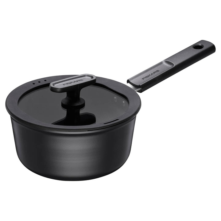 Fiskars Stieltopf mit Deckel, Hard Face, Durchmesser 18 cm, Füllmenge: 1,8 Liter, Für alle Kochfelde