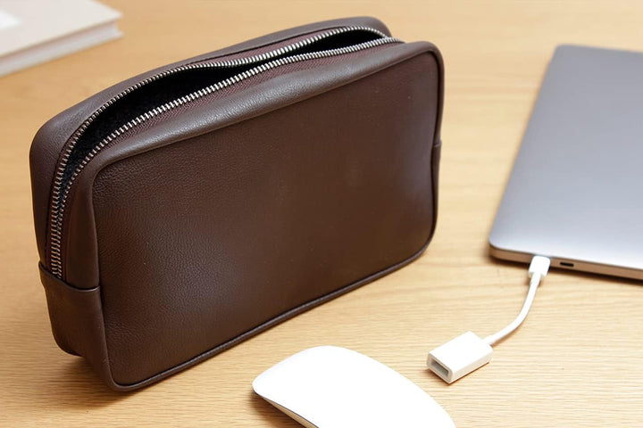 Pack & Smooch Kabeltasche Zubehörtasche Tech Case Longford Pflanzlich Gegerbtes Leder - Handmade in