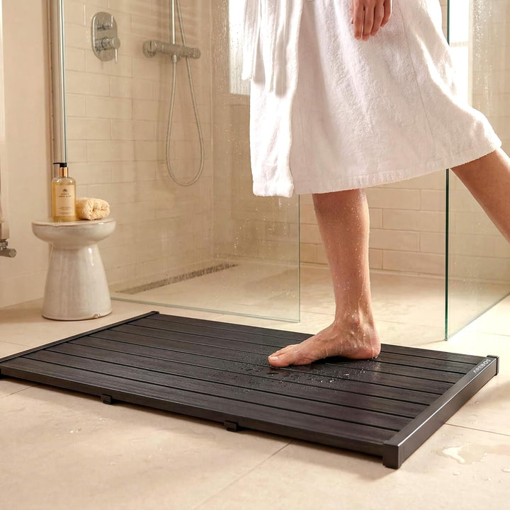 Arebos Bodenelement für Gartendusche & Solardusche | PVC Bodenplatte 101x57 cm | rutschfest & wasser