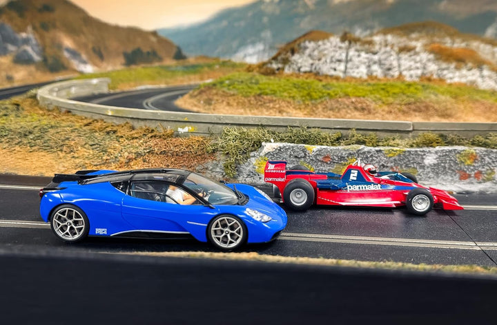 Scalextric C4601A Gordon Murray Design Genius Doppelpack Autos - Strassen- und Rallye-Slotcar-Rennwa