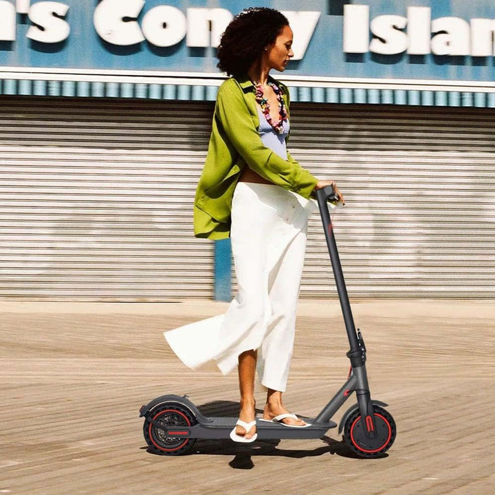 PLAYBIK E-Scooter 8.5 Zoll Elektroroller für Erwachsene mit App-Funktion, Faltbarer e Roller, 20-30k